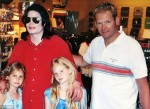 Những bí mật cuối đời của Michael Jackson được hé lộ