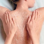 Tẩy da, tắm trắng có thể làm tăng nguy cơ ung thư da