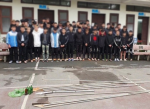 Hà Nội: Gần 50 thanh niên mang dao phóng lợn giải quyết mâu thuẫn