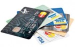 Thẻ tín dụng cất tủ vẫn mất 48 triệu đồng vì giao dịch lạ từ London