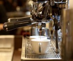 Tìm ra loại vi khuẩn nguy hiểm trong máy pha cà phê