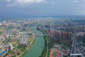 Trung Quốc phong tỏa một thành phố gần biên giới Việt Nam
