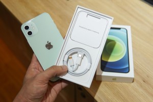 Cảnh báo: Không nên mua iPhone đời cũ lúc này vì dễ 'hớ'
