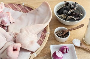 Những lý do nên hạn chế ăn thịt thủ lợn