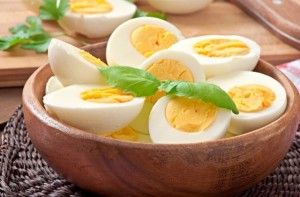 Ăn trứng gà tuyệt đối tránh 3 thời điểm này, muốn giảm cân, không bệnh tật tốt nhất nên chọn khung 