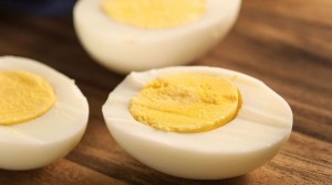 Đều đặn mỗi sáng ăn 1 quả trứng luộc, cơ thể thay đổi thế nào?