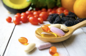 Nhập viện vì sụt cân, rối loạn tiêu hóa do tưởng bổ sung vitamin 'càng nhiều càng tốt'