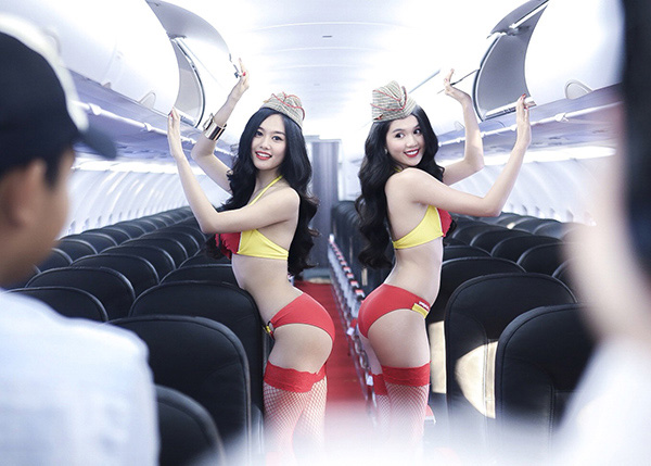 Ngọc Trinh là vedette trong quảng cáo của Vietjet Air