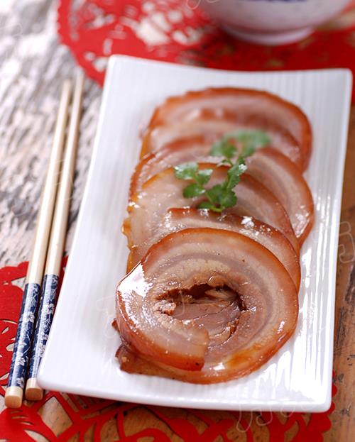 Cách hấp thịt lợn thơm ngon đơn giản ngay tại nhà