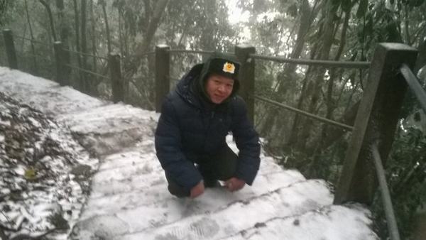 Kinh ngạc ngắm tuyết rơi ở Hà Nội