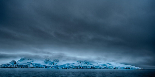 Phát hiện bí ẩn khổng lồ ngay bên dưới lớp băng Nam cực