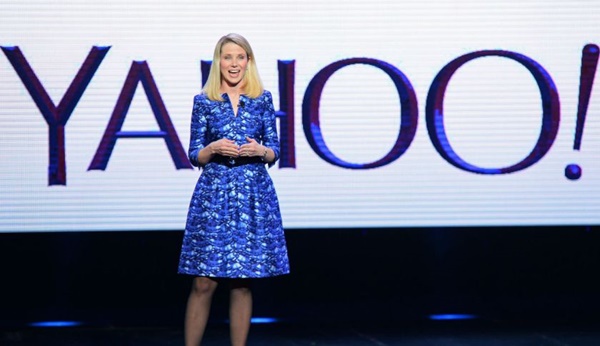 Bị Facebook “đè bẹp”, Yahoo vẫn cương quyết không “bán mình”