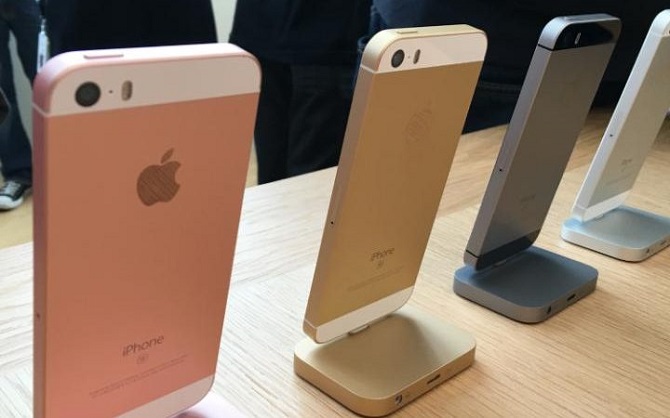 3,4 triệu iPhone SE được đặt trước tại Trung Quốc