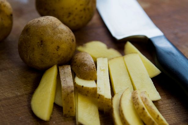 Cần biết: Tuyệt đối không để khoai tây trong tủ lạnh