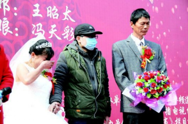 Wang Peihong ngưng hóa trị để gom tiền tổ chức đám cưới cho mẹ