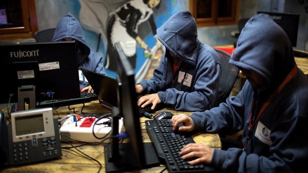 Hacker tấn công tình báo ồ ạt vào Việt Nam