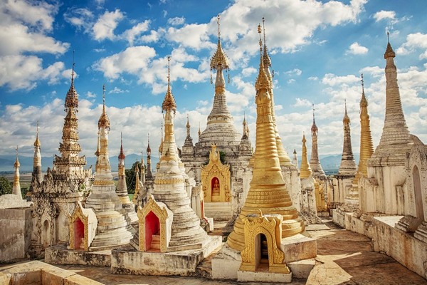 Myanmar cuốn hút du khách bằng vẻ đẹp dung dị, con người chất phác, và những đền đài, vùng đất đẹp như trong những câu chuyện cổ xưa.