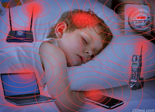 Có nhiều nghiên cứu khoa học cảnh báo về tác hại của sóng điện thoại, wifi với trẻ nhỏ 
