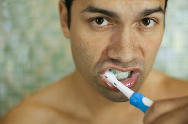 Thói quen tưởng vô hại nhưng có thể phá hỏng hàm răng của bạn