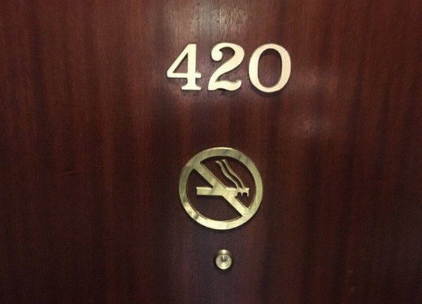 Bí ẩn phòng số 420 mà nhiều khách sạn đều tránh