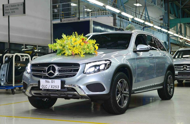 Mercedes-Benz GLC đầu tiên rời dây chuyền lắp ráp tại Việt Nam, giá từ 1,75 tỷ Đồng