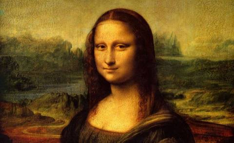 Kiệt tác Mona Lisa hiện được trưng bày trong Bảo tàng Louvre ở Paris (Pháp)