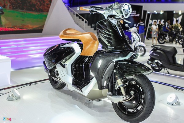 Triển lãm Vietnam Motorcycle Show 2016 là nơi Yamaha lựa chọn ra mắt mẫu xe tay ga concept 04Gen lần đầu tiên.