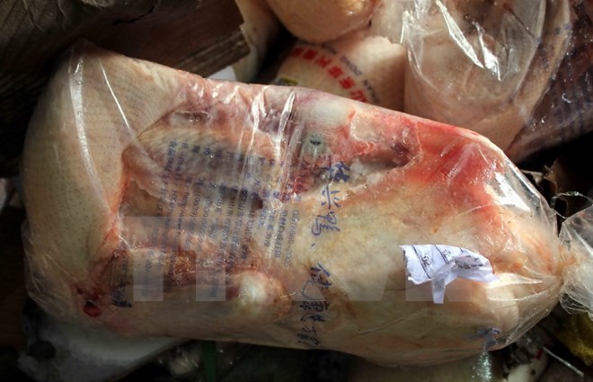 Bắt giữ hơn 100kg thịt gà, vịt đông lạnh nhập lậu từ Trung Quốc
