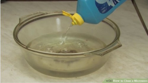 Cách vệ sinh lò vi sóng đơn giản, sạch nhất