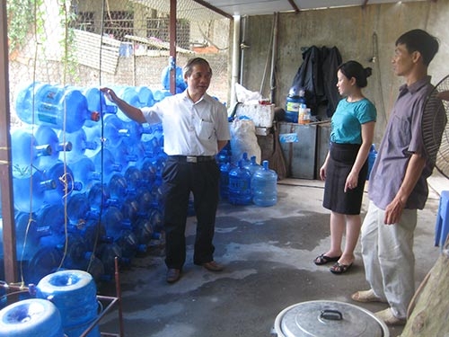 Hà Nội: Điểm mặt chỉ tên thêm 7 cơ sở sản xuất nước đóng chai 'bẩn'