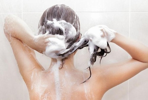 Khoa học khuyên rằng: Đừng tắm nhiều, chỉ tổ bệnh tật thêm
