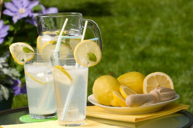 Uống nước chanh giúp tăng tốc độ giảm cân một cách thần kỳ