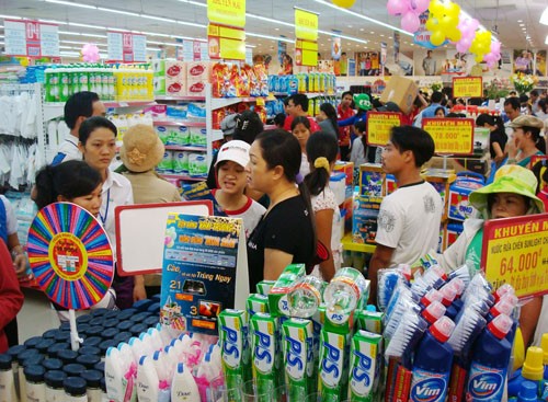 Vì sao đại gia ngoại bơm tiền chiếm thị trường bán lẻ Việt?