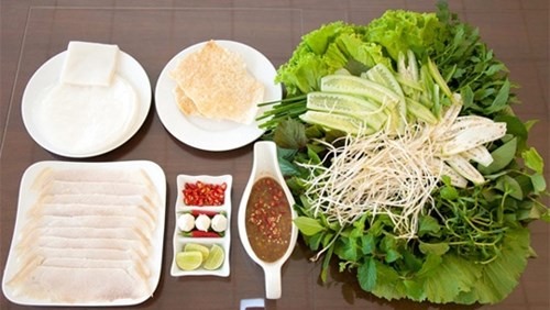 Thịt heo luộc là món ăn khá phổ biến trong gia đình Việt, thế nhưng cách luộc thịt sao cho ngon, ngọt, miếng thịt trắng đều, vừa chín tới cũng đòi hỏi lắm 