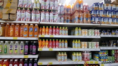 13 sản phẩm Coca Cola bị dừng bán... bán đầy ở siêu thị Big C, Metro