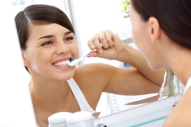 8 Sai lầm nên tránh khi đánh răng