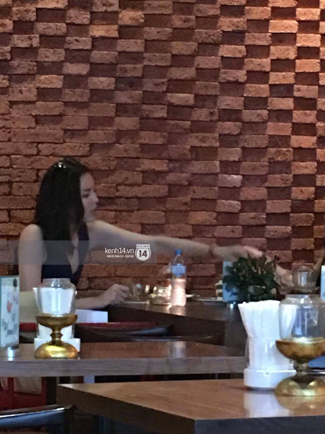 Clip: Hoa hậu Kỳ Duyên hút thuốc tại quán cafe bị chia sẻ rầm rộ trên mạng