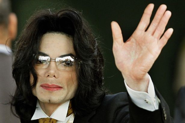 Những bí mật cuối đời của Michael Jackson được hé lộ