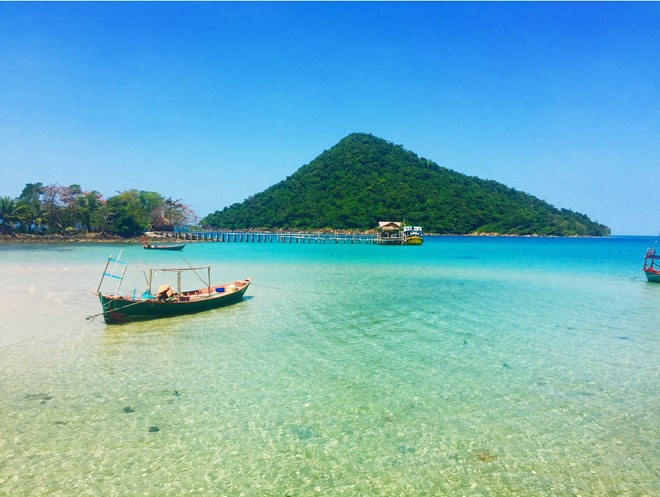 Những biển đảo hút du khách Việt của Campuchia