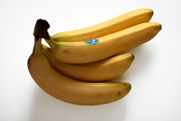 Ăn 5 loại trái cây này bạn sẽ có làn da trắng đẹp không tỳ vết