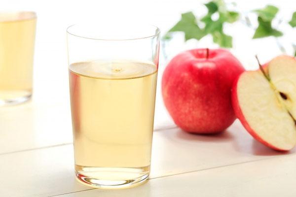 6 loại nước ép trái cây tuyệt đối không được uống khi dùng thuốc