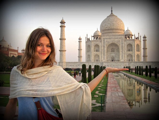 Ấn Độ cảnh báo nữ du khách không nên mặc váy ngắn