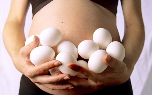 Bà bầu ăn trứng ngỗng có thực sự tốt hơn trứng gà?