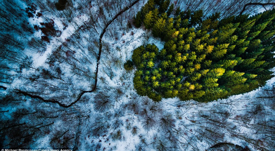 Bộ ảnh đẹp 'gây bão' về thiên nhiên Đan Mạch chụp từ trên cao