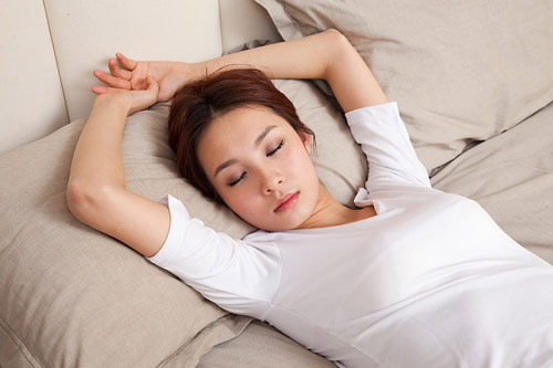 Trẻ hơn 10 tuổi nếu bạn ngủ đúng tư thế