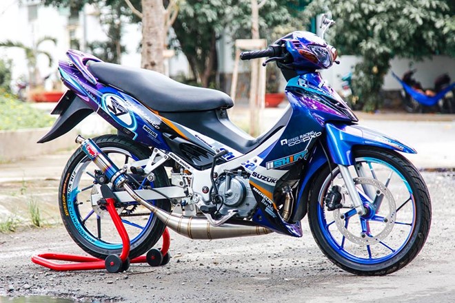 'Xe 2 thì Suzuki Satria màu độc của biker Lâm Đồng