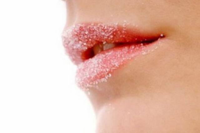 5 cách đơn giản nhất giữ màu son môi lâu trôi, an toàn, hiệu quả
