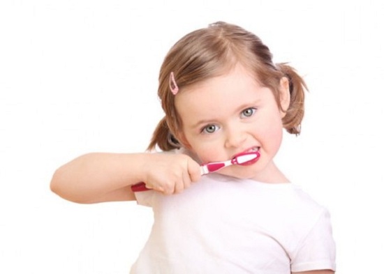 Nguy hiểm khi dùng bàn chải đánh răng điện