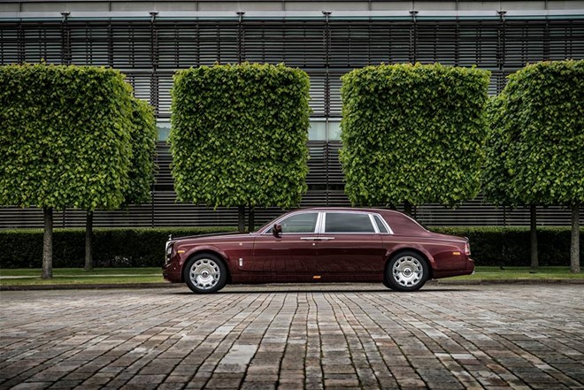 'Rolls-Royce Phantom bản Hòa bình Vinh quang của đại gia VN
