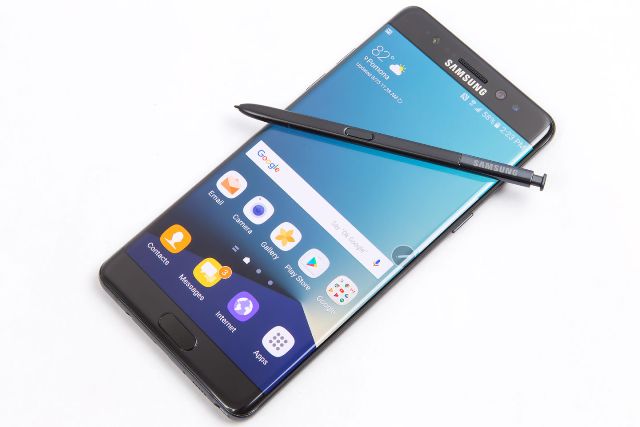 Samsung khuyến cáo khách hàng ngừng sử dụng Galaxy Note 7